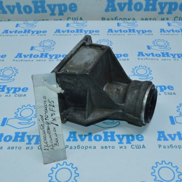 Опора переднего редуктора Drive Shaft Holder Кронштейн промежуточного вала BMW X3 F25 11-17 31-50-7-601-995
