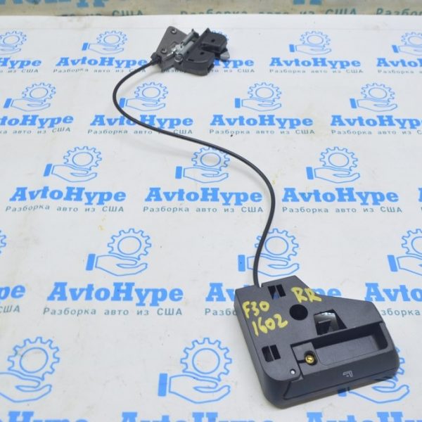 Замок заднего ряда сидений правый BMW 3 F30 12-19 с ручкой 52207392145