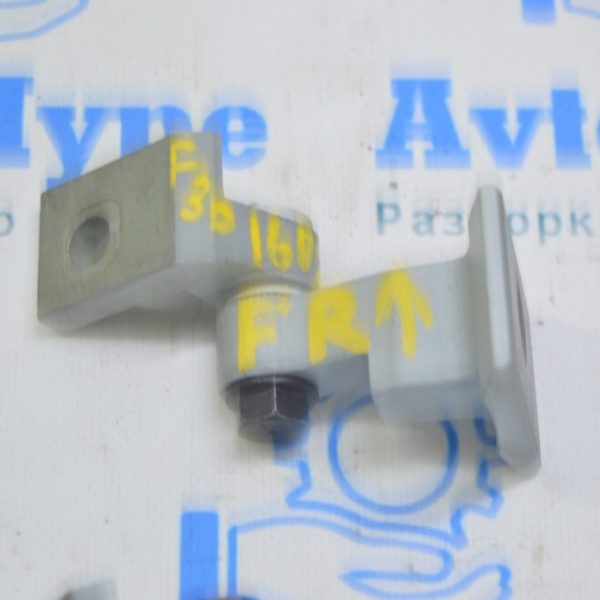 Петля двери верхняя перед прав BMW 3 F30 12-19 41-51-7-284-534