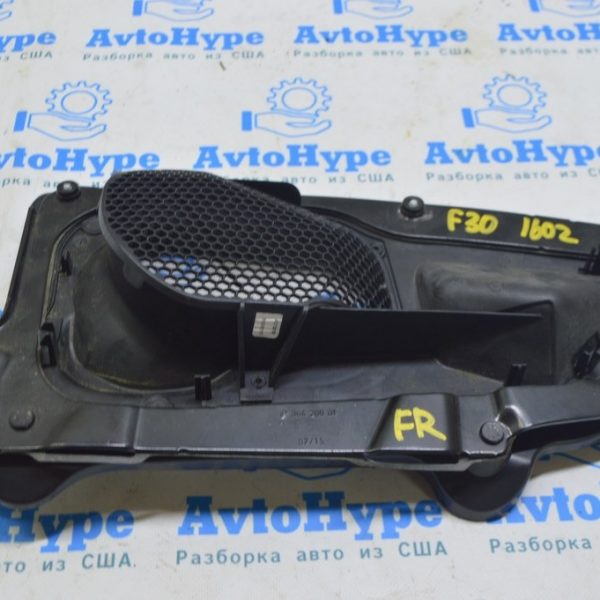 Решетка дворников пластик правая BMW 3 F30 12-18 нижняя 64-31-9-295-461