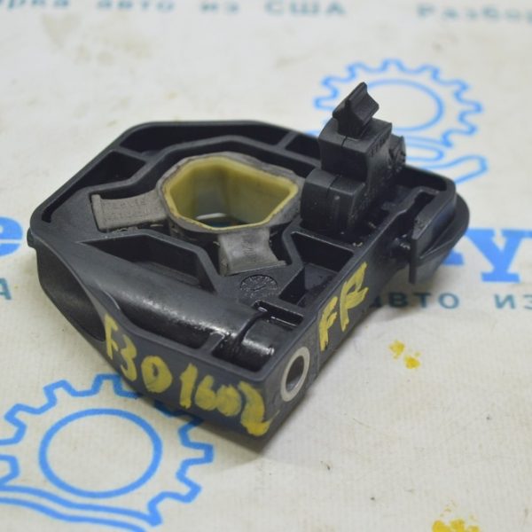 Кронштейн радиатора прав низ BMW 328i F30 12-19 17-11-8-620-733