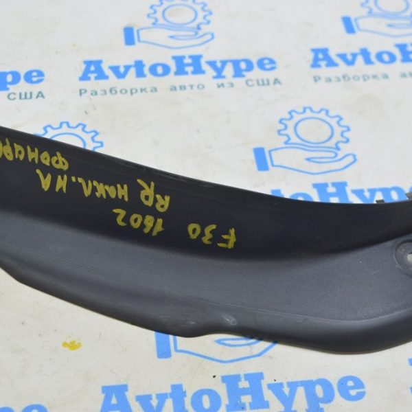 Накладка фонаря правая BMW F30 16-18 51497453334