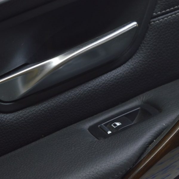 Управление стеклоподъемником зад лев BMW 3 F30 12-18 черн, auto, с черн накладкой 61-31-9-208-106