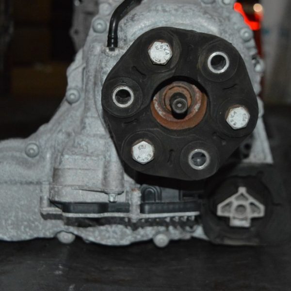 Раздатка BMW 328i F30 12-19 AWD XDRIVE (02) 31-50-8-635-861