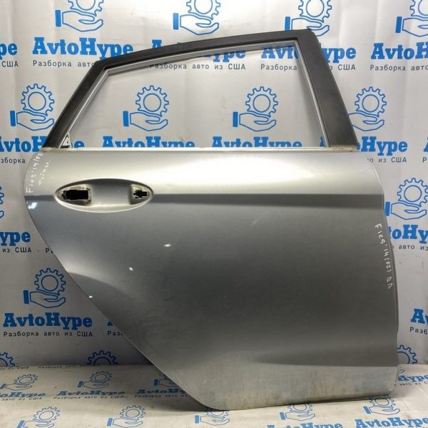 Дверь голая зад прав Ford Fiesta 11-19 4d цвет ux (02) G2BZ-5424630-A