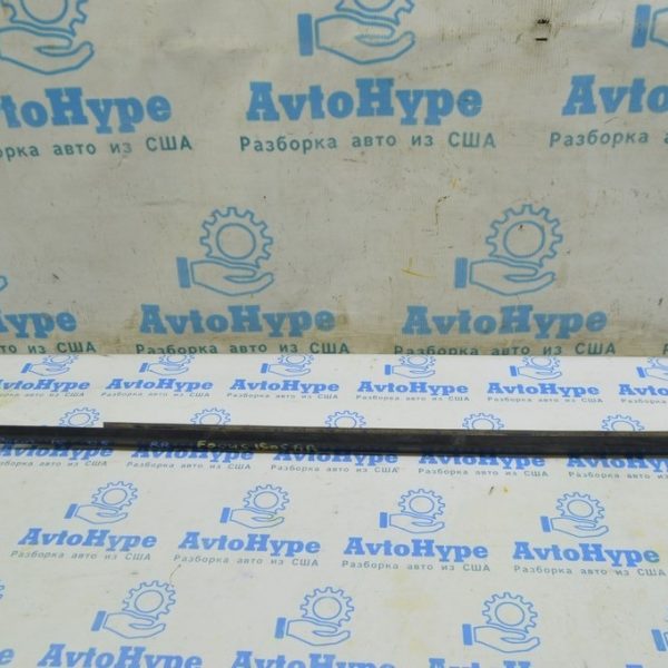 Молдинг дверь-стекло центральный зад прав Ford Focus mk3 11-18 мат BM5Z-5825860-B