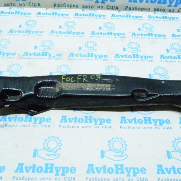 Уплотнитель крыла дверь-крыло прав Ford Focus mk3 11-18 BM5Z-16071-B