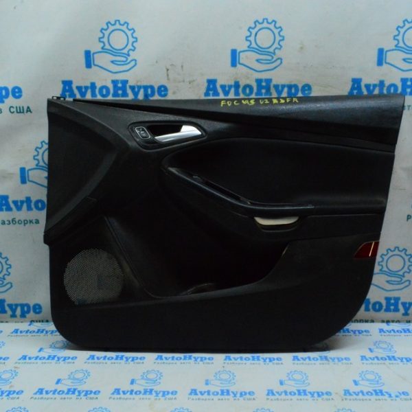 Обшивка двери (карточка) перед прав Ford Focus mk3 11-18 черн F1EZ-5823942-BB
