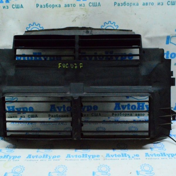 Жалюзи дефлектор радиатора в сборе Ford Focus mk3 15-18 2.0 рест (07) BM51-8476-AB BM5Z-8475-B