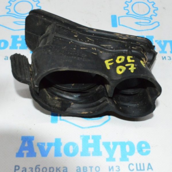 Патрубок от воздухоприемника Ford Focus mk3 11-18 2.0 CP9Z-9C675-C