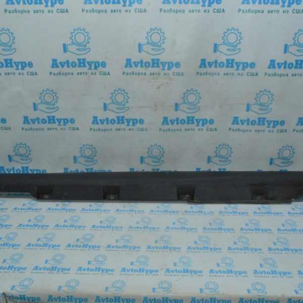 Порог правый Ford Focus mk3 11-18 (07) трщина CP9Z-5810176-B