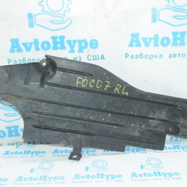 Защита заднего бампера левая Ford Focus mk3 11-18 AV61R11779AF