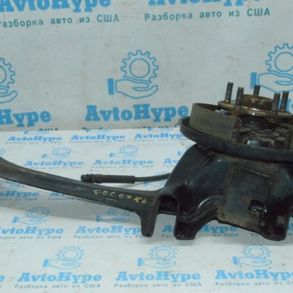 Цапфа зад лев Ford Focus mk3 11-18 с рычагом (07) BV6Z-5A969-B