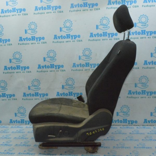 Водительское сидение Ford Focus mk3 15-18 черн тряпка (07) топляк H1EZ-5862901-BB