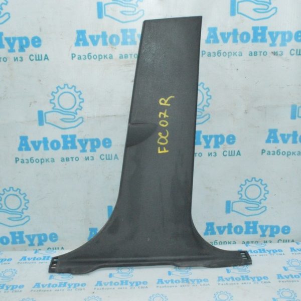 Накладка центральной стойки нижняя правая Ford Focus mk3 11-18 черн CV6Z-5424346-BB