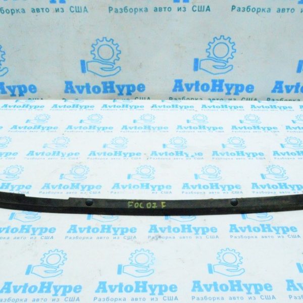 Уплотнитель капота Ford Focus mk3 11-18 CV6Z-16B990-A