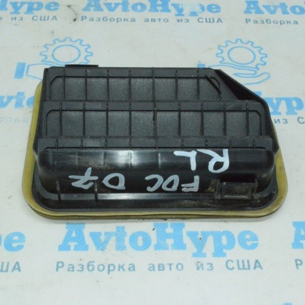 Щиток вентиляции левый Ford Focus mk3 11-18 (07) деф. CP9Z-58280B62-B