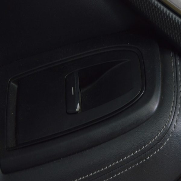 Управление стеклоподъемником зад лев Subaru Forester 19- SK 83071FL320