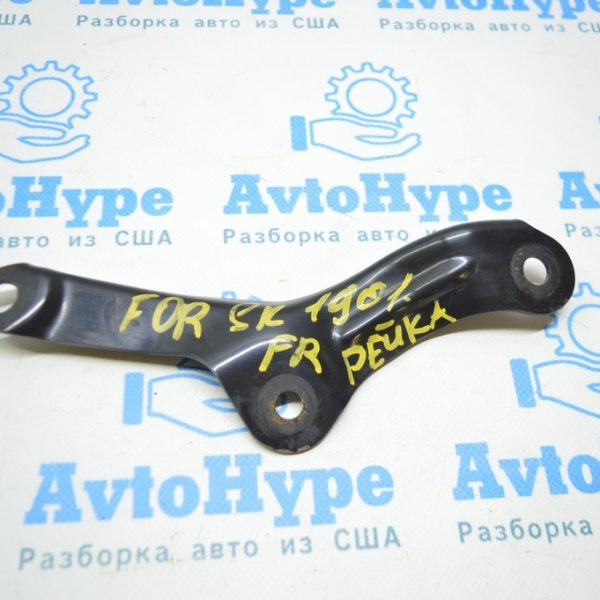 Кронштейн рулевой рейки правый Subaru Forester 19- SK