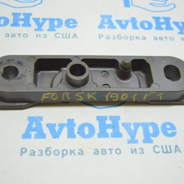 Кронштейн переднего подрамника правый Subaru Forester 19- SK малый 20511FL000