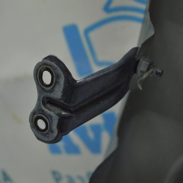 Кронштейн крыла передний левый нижнее Subaru Forester 19- SK 57150SJ010