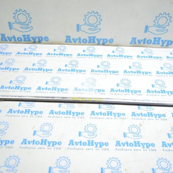 Молдинг дверь-стекло центральный зад лев Subaru Forester 19- SK 62280SJ010
