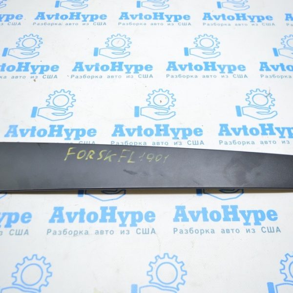 Накладка двери боковая перед лев Subaru Forester 19- SK 63563SJ010