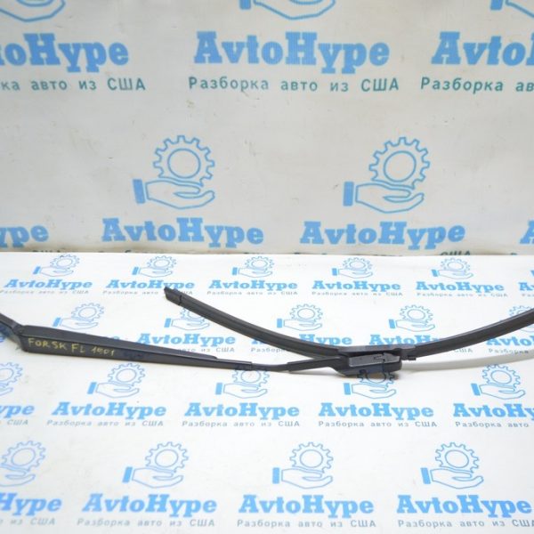 Поводок дворника лев Subaru Forester 19- SK 86532SJ020