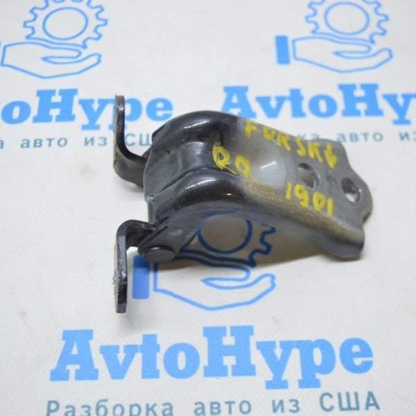 Петля двери нижняя зад прав Subaru Forester 19- SK 60479SJ020
