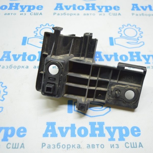 Крепление заднего бампера правое Subaru Forester 19- SK 57707SJ300