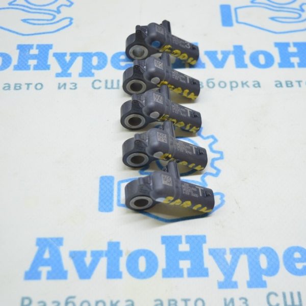 Датчик подушки безопасности задний центр Subaru Forester 19- SK 98237SJ020