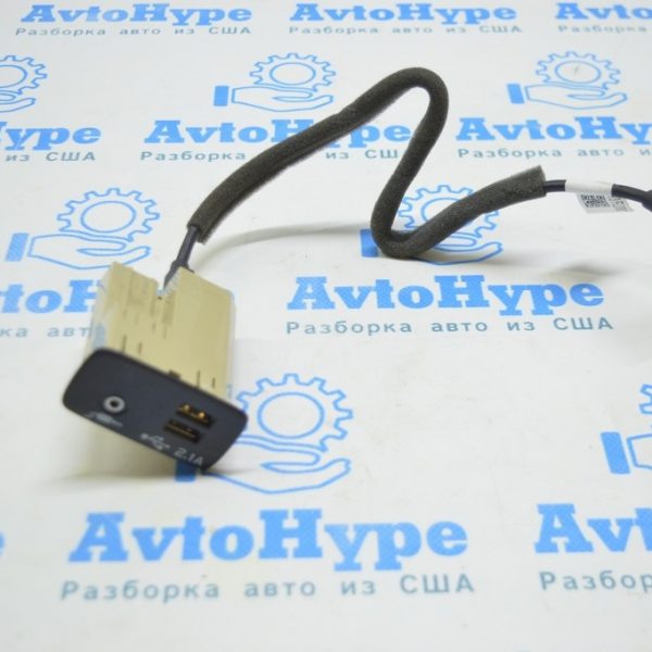 USB HUB Subaru Forester 19- SK 86273FL000 86257SJ131