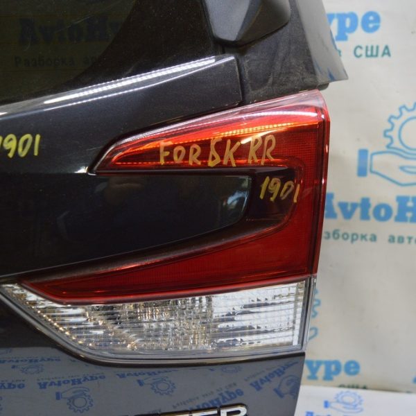 Фонарь внутренний (крышка багажника) правый Subaru Forester 19- SK (01) 84912SJ080