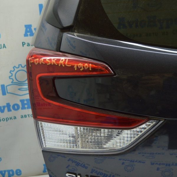 Фонарь внутренний (крышка багажника) левый Subaru Forester 19- SK (01) 84912SJ090