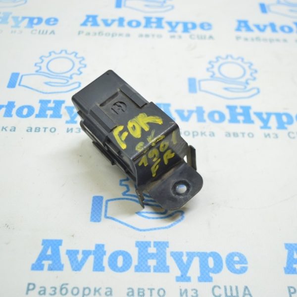 Реле омывателя Subaru Forester 19- SK 86121FL000