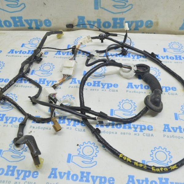 Проводка крышки багажника 15уе Subaru Forester 14-18 SJ 81817SG620