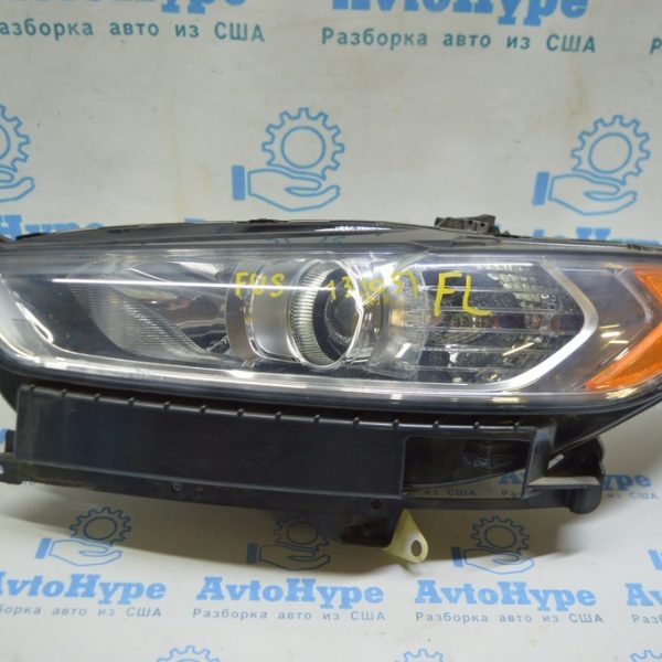 Крепление переднего бампера под фарой левое Ford Fusion mk5 13-16 DS7Z-17E857-A