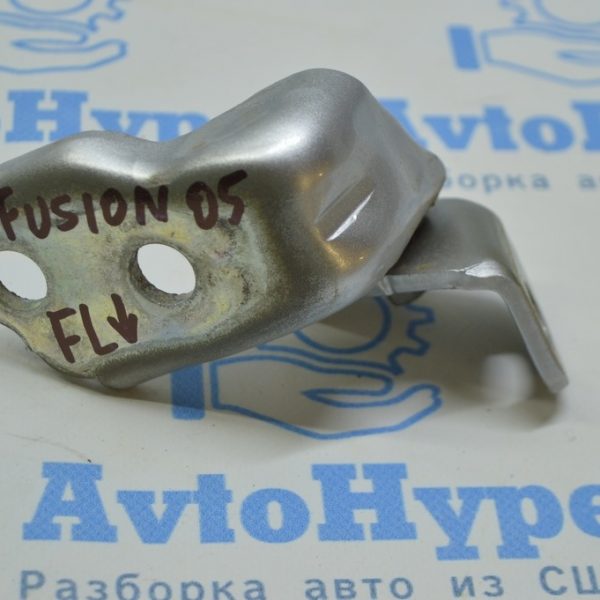 Петля двери нижняя передняя левая Ford Fusion mk5 13-20 CJ5Z-7822811-B