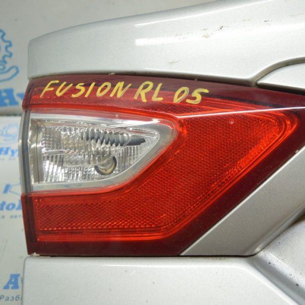 Фонарь внутренний крышка багажника левый Ford Fusion mk5 13-16 (05) DS7Z-13405-A