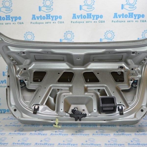 Ручка крышки багажника Ford Fusion mk5 13- простая DS7Z-5443400-B