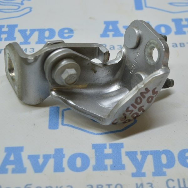 Петля двери верхняя задняя правая Ford Fusion mk5 13-20 BB5Z-7826800-C