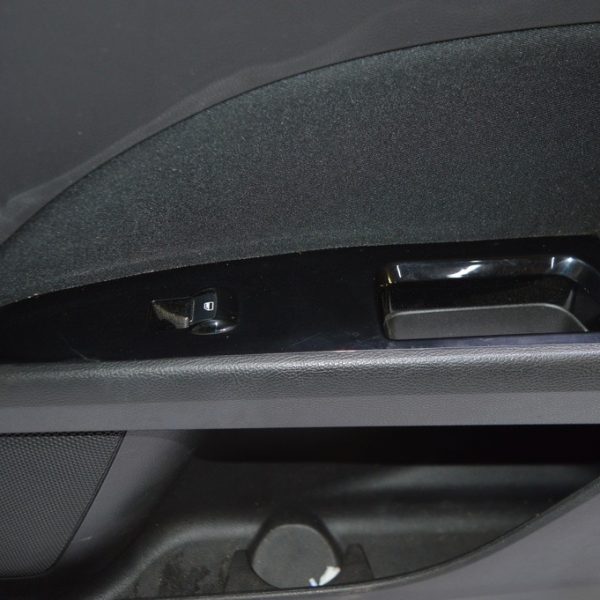 Управление стеклоподъемником передним правым Ford Fusion mk5 13-20 черн, с черн накладкой глян DG9Z-14529-AB