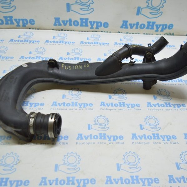 Патрубок на интеркулер Ford Fusion mk5 13- 1.5T (05) ds73-9c623-g