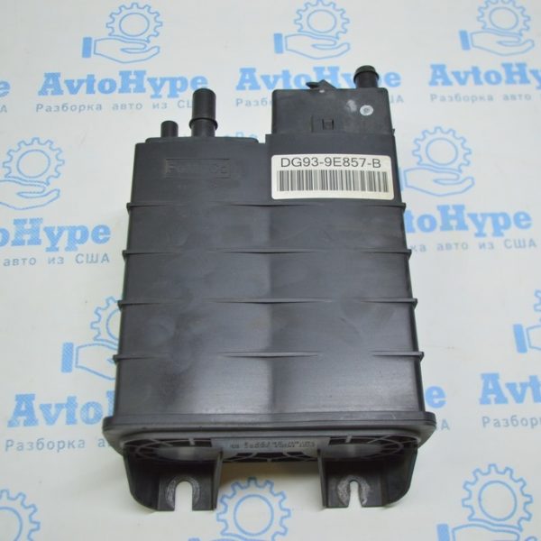 Канистра с углем абсорбер Ford Fusion mk5 13- (05) DG93-9e857-b CU5Z-9D653-J