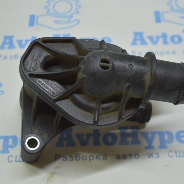 Корпус термостата Ford Fusion mk5 13-20 1.5Т DS7Z-8592-F (05) ds7g-9k478-da