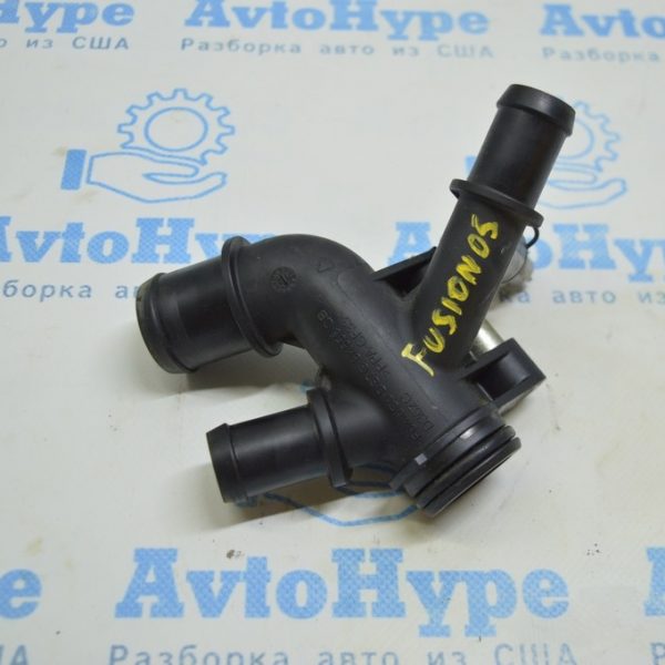 Фланец системы охлаждения Ford Fusion mk5 13- 1.5Т (05) ds7g-8k556-cb