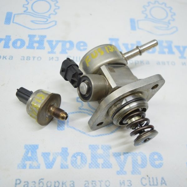 Датчик давления топлива Ford Fusion mk5 13-20 1.5T на рейке DS7Z-9F972-CA