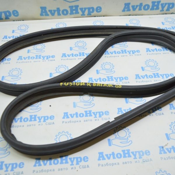 Уплотнитель крышки багажника Ford Fusion mk5 13- DS7Z-5443720-F