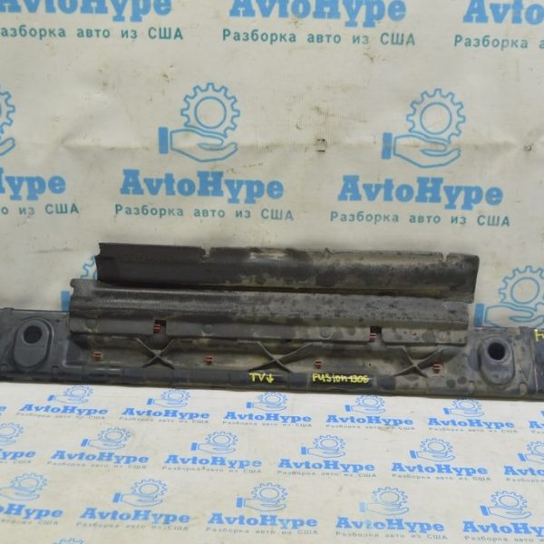Планка телевизора нижняя Ford Fusion mk5 13-20 (06) GS7Z-16138-A