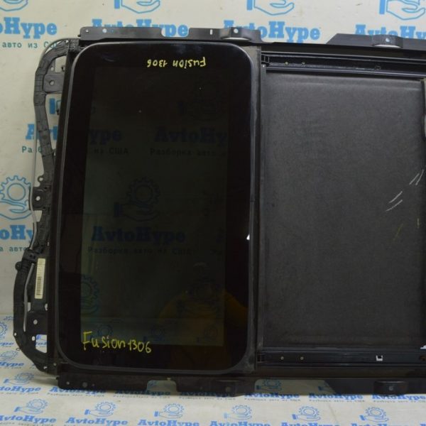 Люк в сборе Ford Fusion mk5 13- (06) DS7Z-54500A18-G